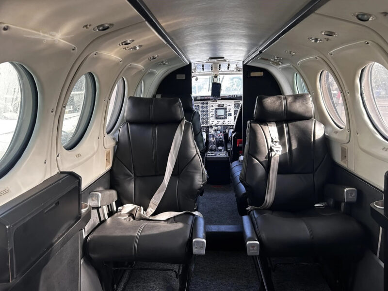 BEECHCRAFT KING AIR 100